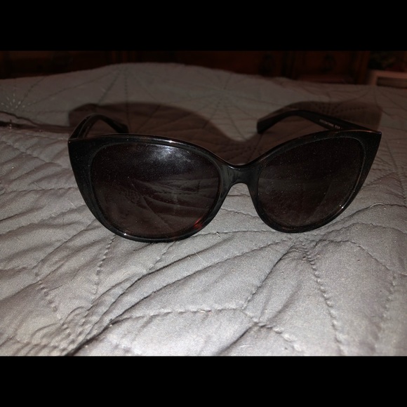 Coach Sunglasses - Picture 2 of 5